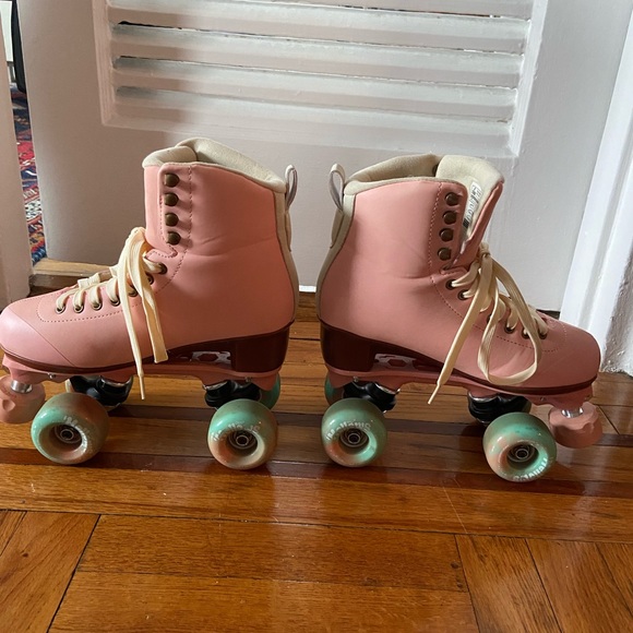 Chaya Melrose Elite Roller Skates. Women’s Size 8.5 - Picture 3 of 4
